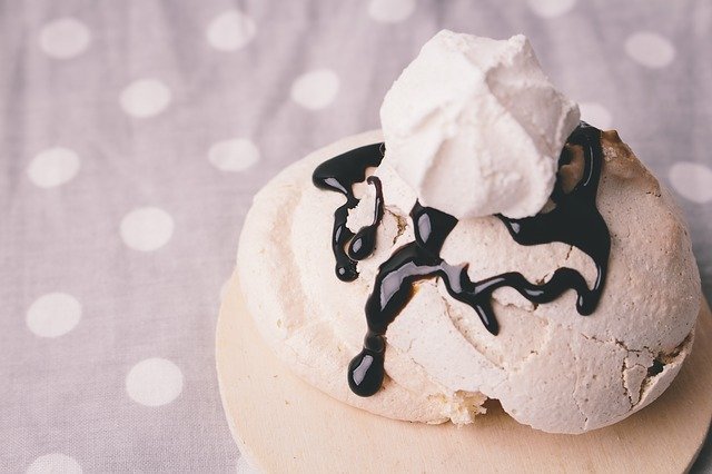 Merengue con Chocolate y Dulce de Leche