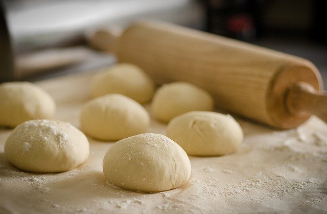 Masa dulce para berlinesas, trenzas, pan de huevo, conejos y pan de anís