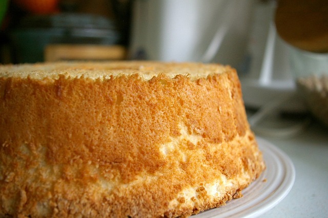 Torta Angel de Chocolate y Avellanas