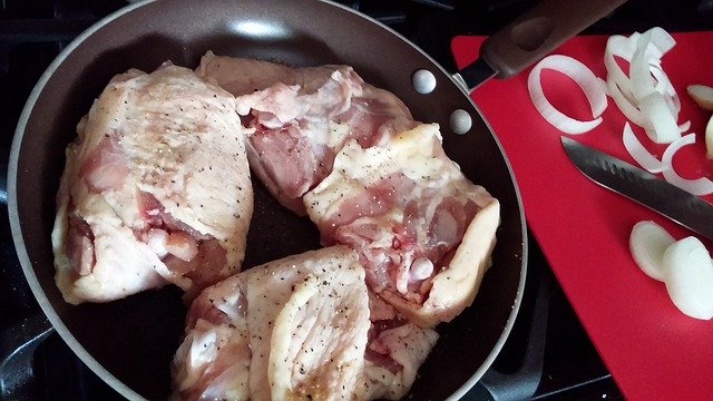 Pollo al ananá