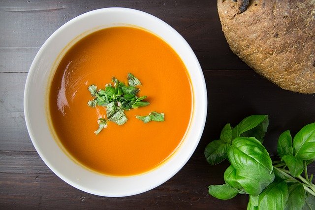 Sopa fría de tomates