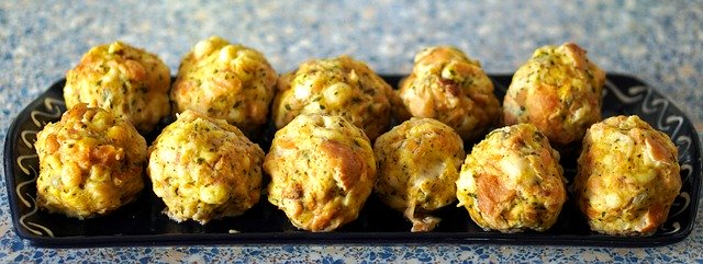 Albóndigas de bacalao con patatas