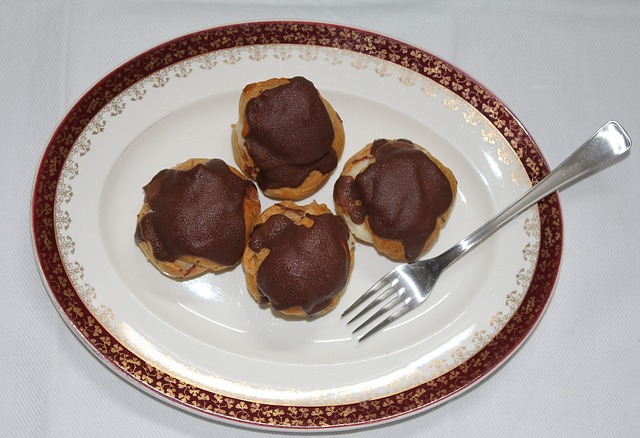 Profiteroles