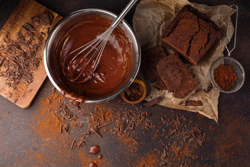 Torta fria de chocolate y frutas secas