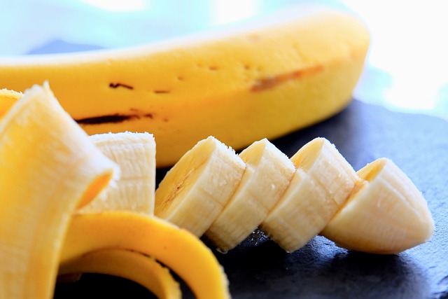 Biscuit de Banana con Jalea de Naranja