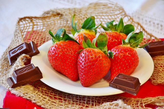 Aros de Chocolate, Frutilla y Sabayón