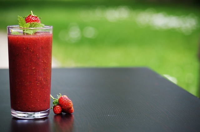 Licuado de Brotes de Semillas y Frutas