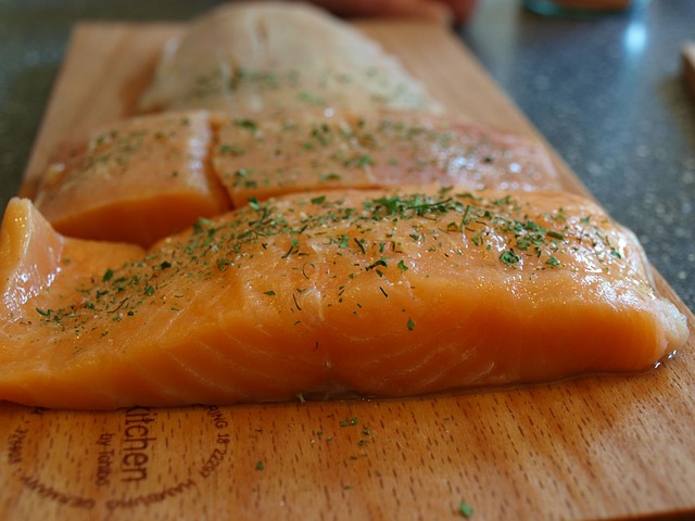 Salmón con Salsa de Berros