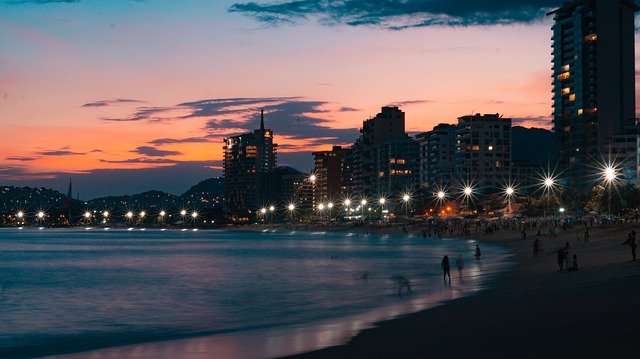 Cóctel Acapulco de Noche