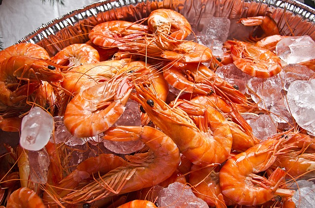 Gratín de Langostinos Flambeados al Whisky y Fondue de Puerros